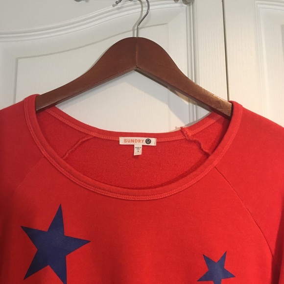 Sundry red orange with blue stars sweatshirt size1 - Picture 2 of 10